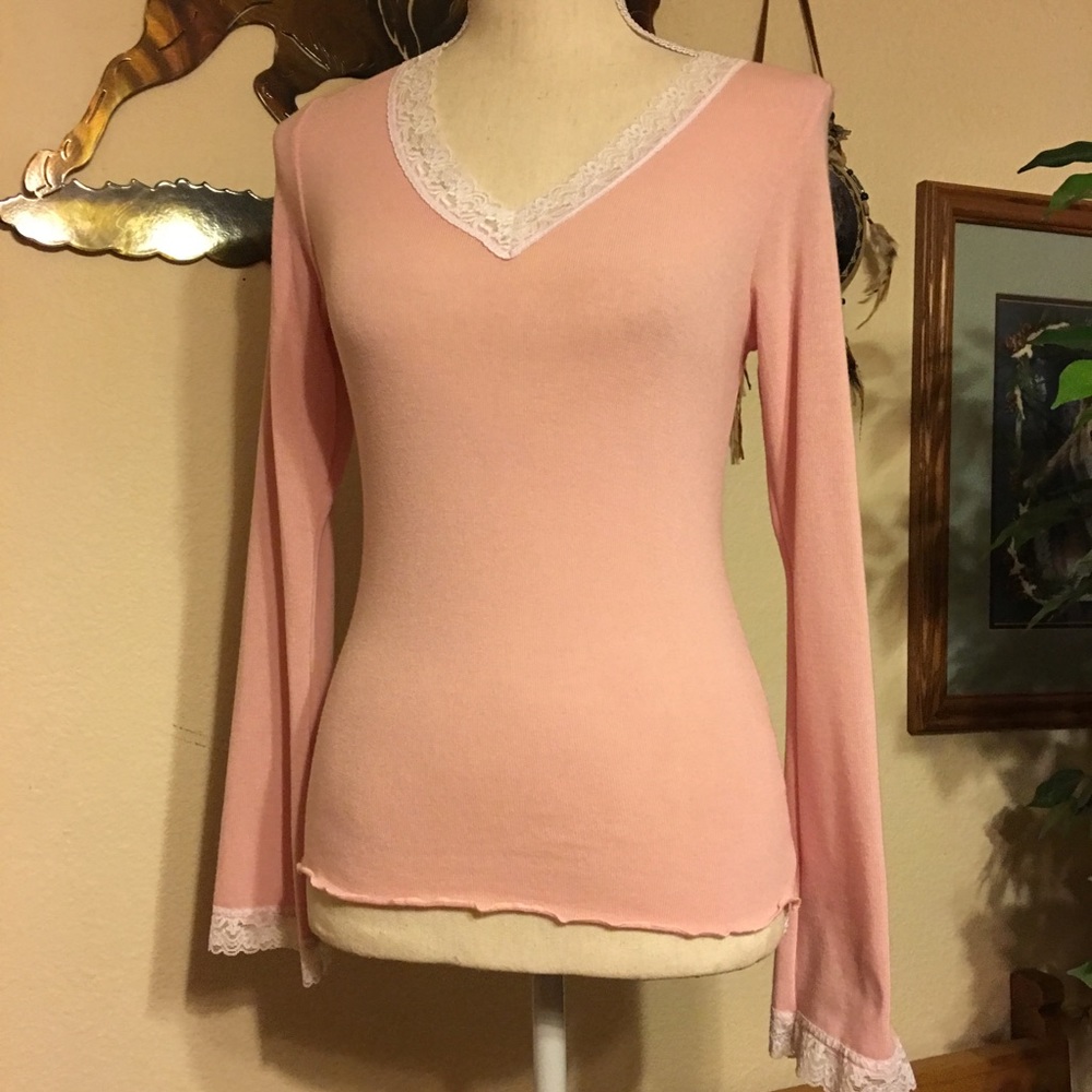 Venus Pretty in Pink soft light lace detail top S